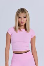 camiseta-deportiva-casual-athleisure-escote-espalda-pilates-yoga-barre-running-rosa-03