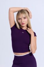 camiseta-deportiva-casual-athleisure-escote-espalda-pilates-yoga-barre-running-uva-03