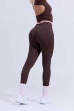 legging-deportivo-pilates-barre-yoga-running-pushup-contraste-chocolate-rosa-05