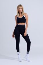 top-deportivo-pilates-yoga-running-alto-soporte-negro-blanco-01